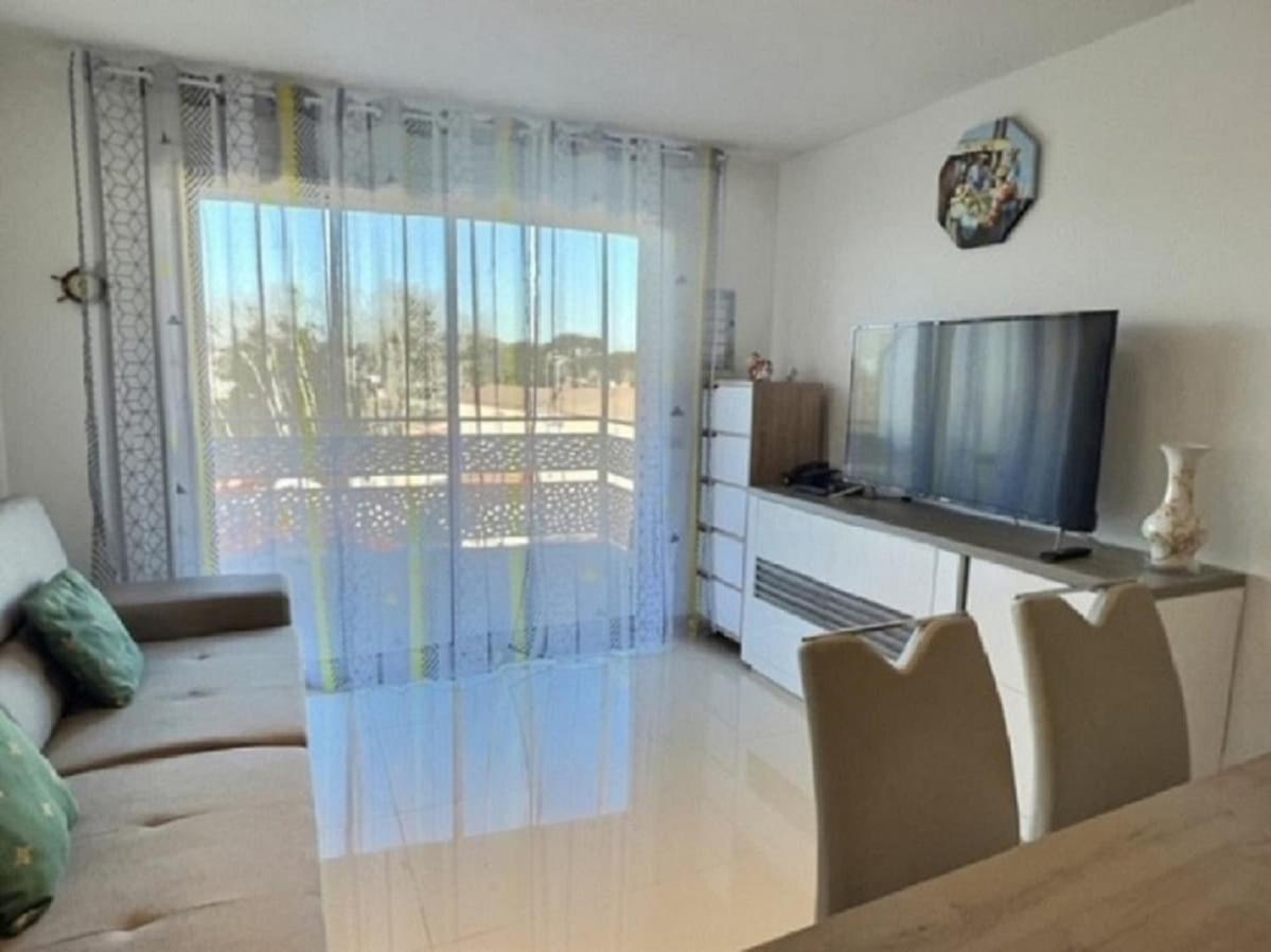 A 150M De La Plage - Coquet Appartement Pour 4 Personnes Vias Exterior foto